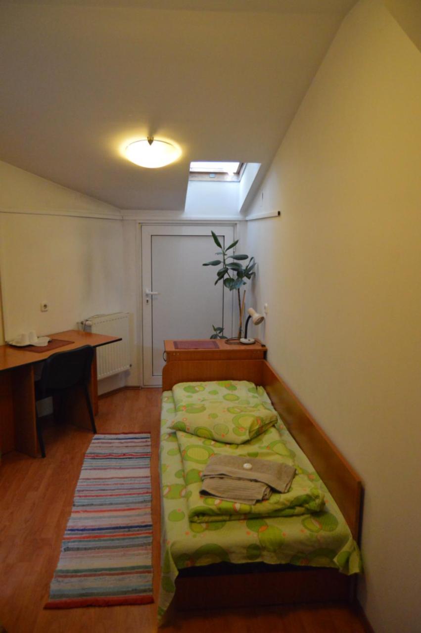 Kollege Hostel คลูจ-นาโปกา ภายนอก รูปภาพ